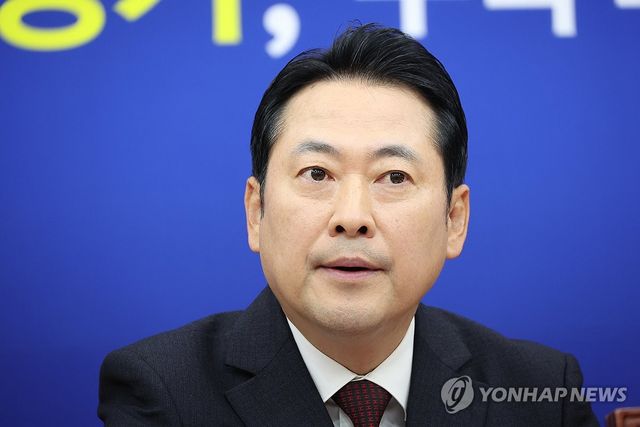 회의 참석한 장동혁 대표