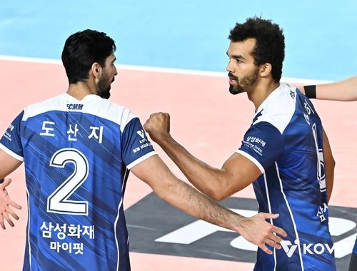 삼성화재의 도산지(왼쪽)와 아히