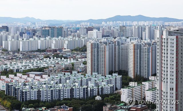 서울 전역 규제지역, 경기 12곳도 해당