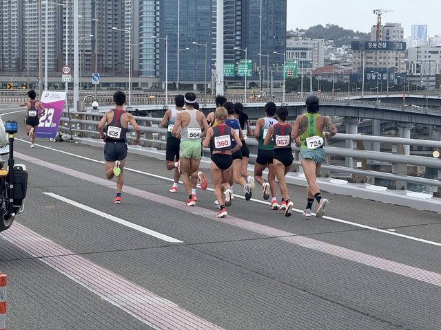 광안대교 달리는 전국체전 시도 대표 선수들