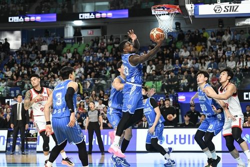 가스공사 퍼킨스의 슛