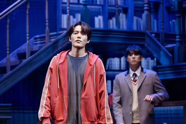 뮤지컬 '아몬드' 속 배우 김건우