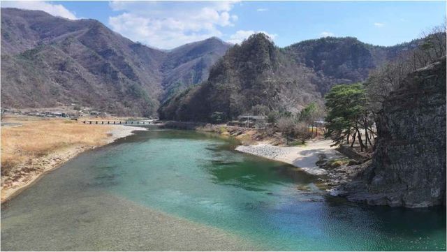 낙동강과 고산 풍경