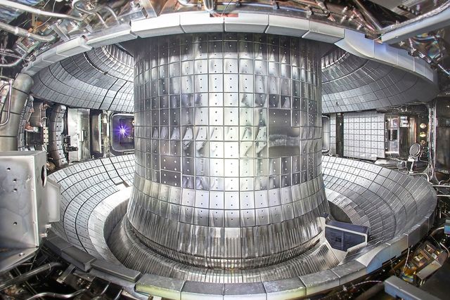 케이스타(KSTAR) 진공용기 내부 