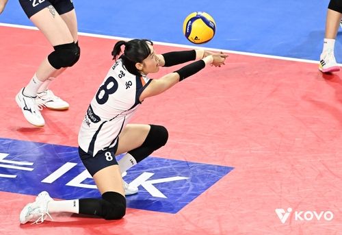 리시브하는 임명옥