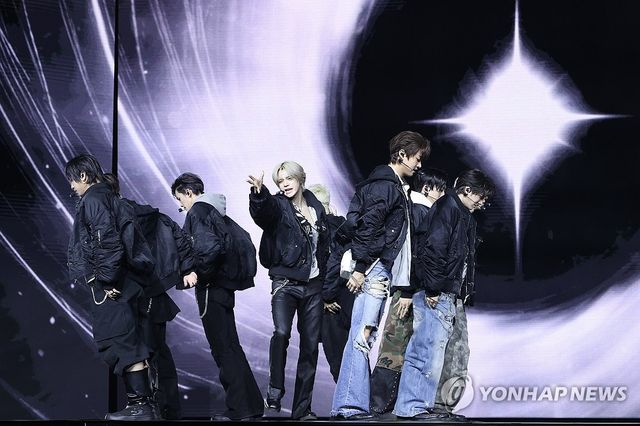 앤팀, 한국 데뷔 앨범 발매 쇼케이스