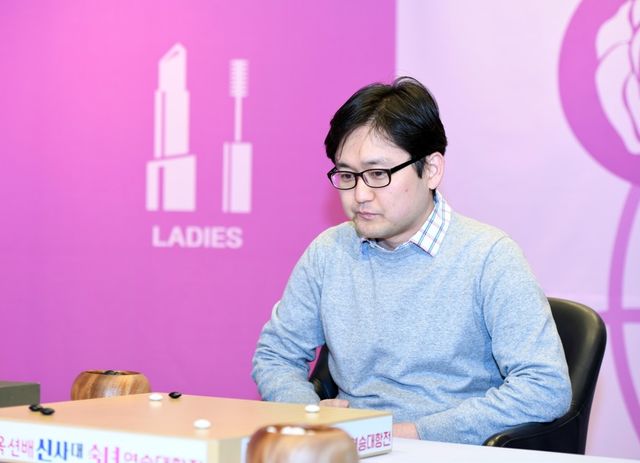 입단 31년 만에 입신에 오른 김명완 9단