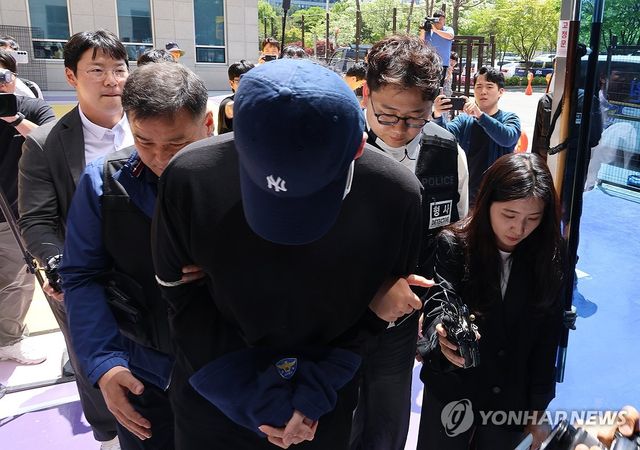 청주 흉기난동 고교생 영장심사