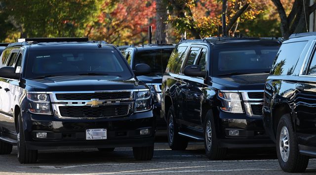 주차된 미국 경호차량