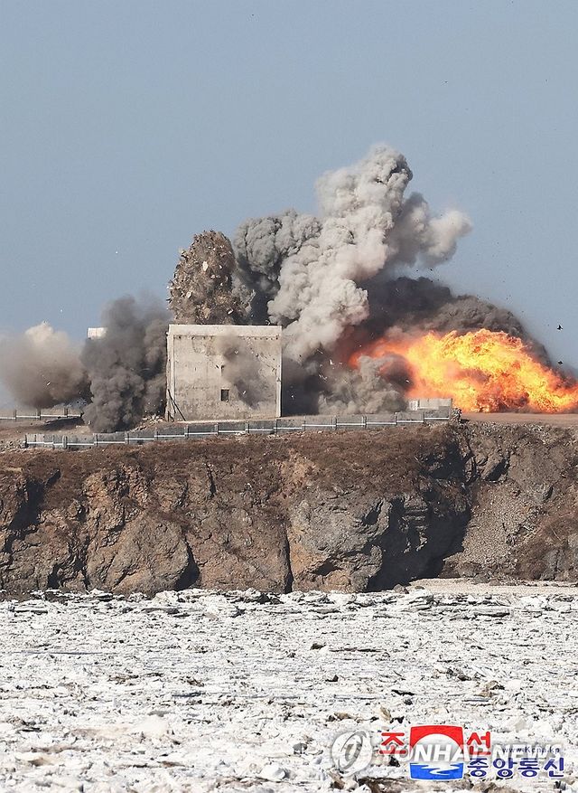 북한이 2025년 2월 진행했던 전략순항미사일 발사훈련