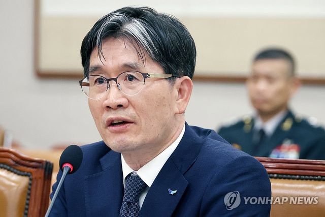 질의에 답변하는 오동운 공수처장