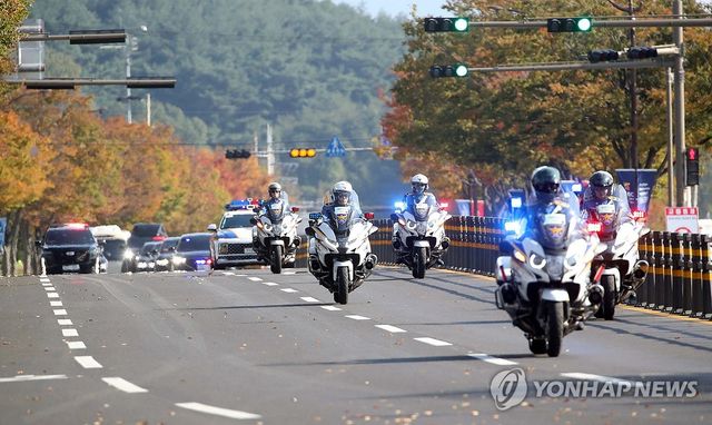 경주박물관 도착하는 이재명 대통령