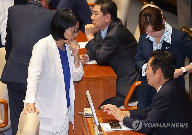 대화하는 정청래-최민희