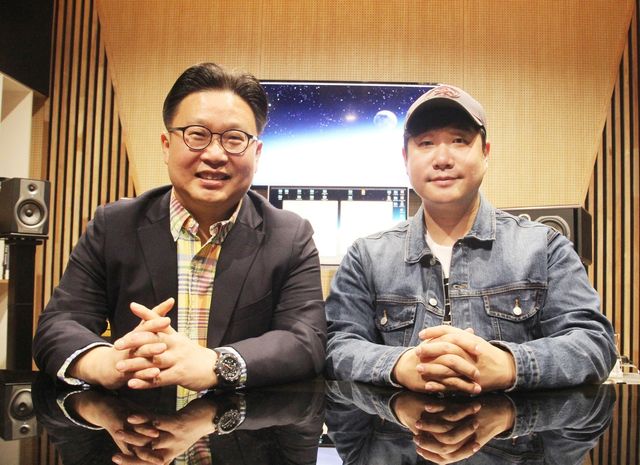 영상을 기획한 서경덕(왼쪽) 교수와 내레이션을 맡은 배성재 씨