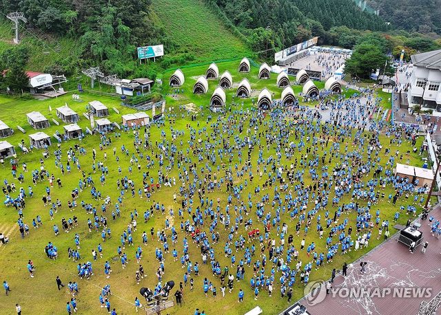 2025 춘천연합마라톤, 몸 푸는 참가자들