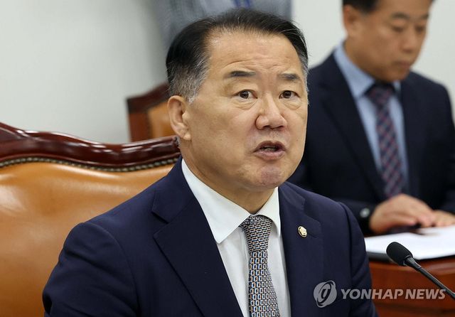 발언하는 국민의힘 신성범 의원