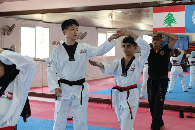 태권도 가르치는 동명부대