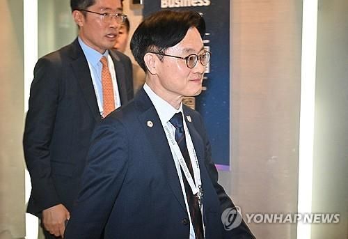 김정관 장관, 한미 비즈니스 라운드 테이블 참석