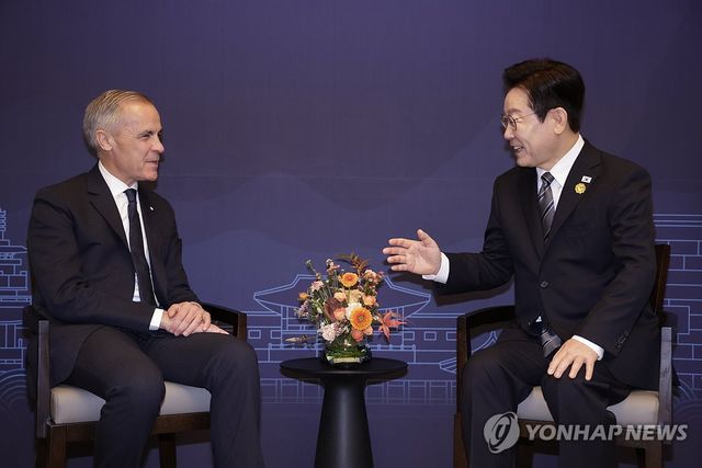이재명 대통령, 캐나다 총리와 정상회담