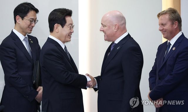 이재명 대통령, 뉴질랜드 총리와 양자회담