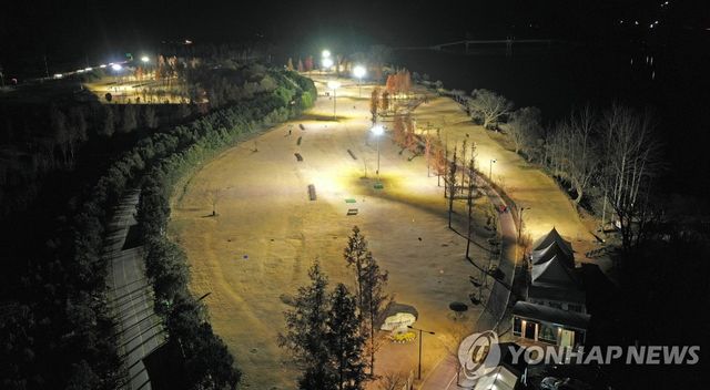 화천군 야간 파크골프장