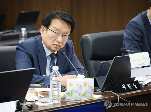 질의하는 권칠승 의원