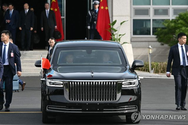 미중 정상회담 마치고 회담장 떠나는 시진핑 중국 국가주석 탑승 차량