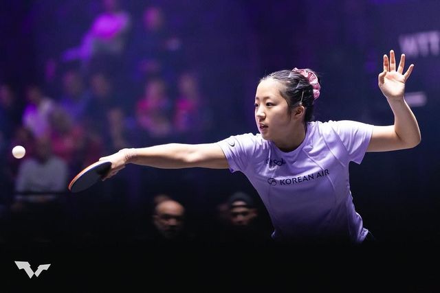 WTT 챔피언스 몽펠리에에 나선 신유빈의 경기 장면