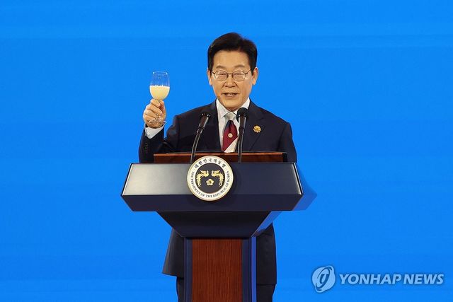 이재명 대통령, APEC 정상 환영 만찬 건배제의