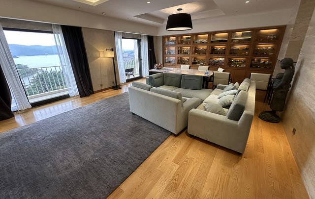 트럼프 미 대통령이 머문 객실 내부