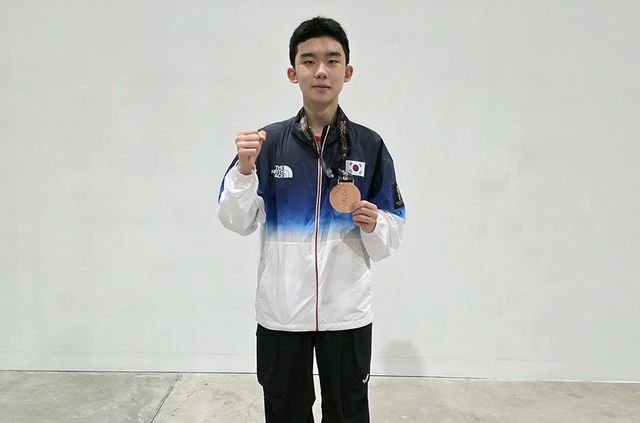바레인 아시아청소년경기대회 탁구 동메달을 딴 이승수