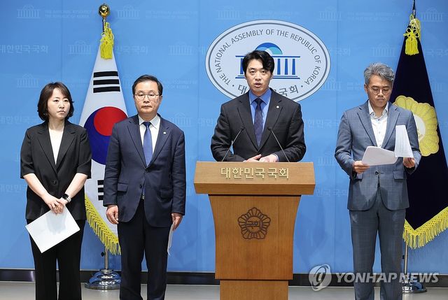 민주당 정치검찰 조작기소 대응 특위 브리핑