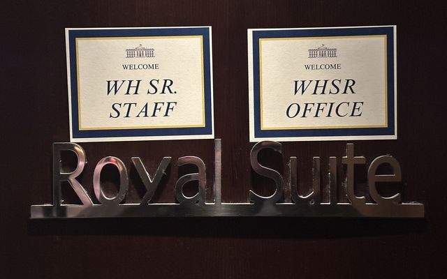 경주 힐튼호텔 PRS 객실 앞에 붙은 백악관 상황실 명패