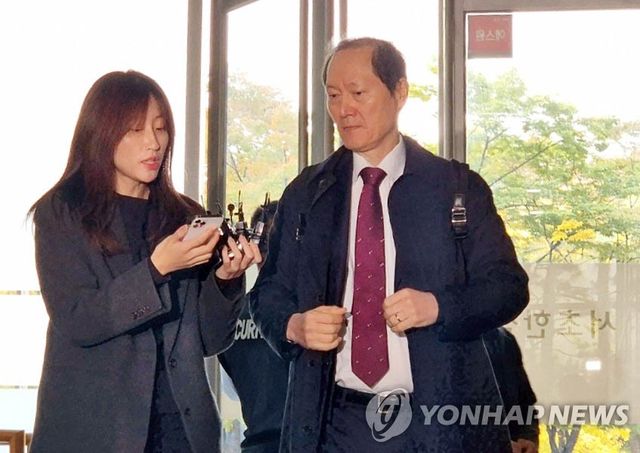 임성근 새 변호인 이완규 전 법체저장