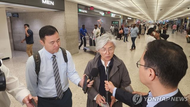 미국 입국한 강경화 신임 주미대사