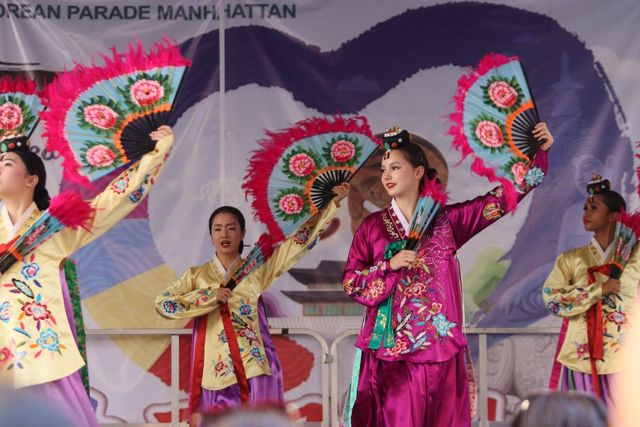 뉴욕 코리안 페스티벌 부채춤 공연
