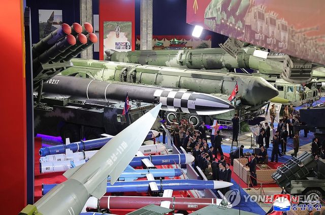 북한, 무장장비 전시회 3년 연속 개최
