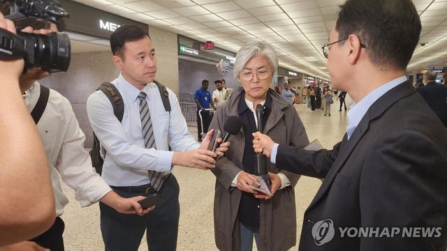 미국 입국한 강경화 신임 주미대사