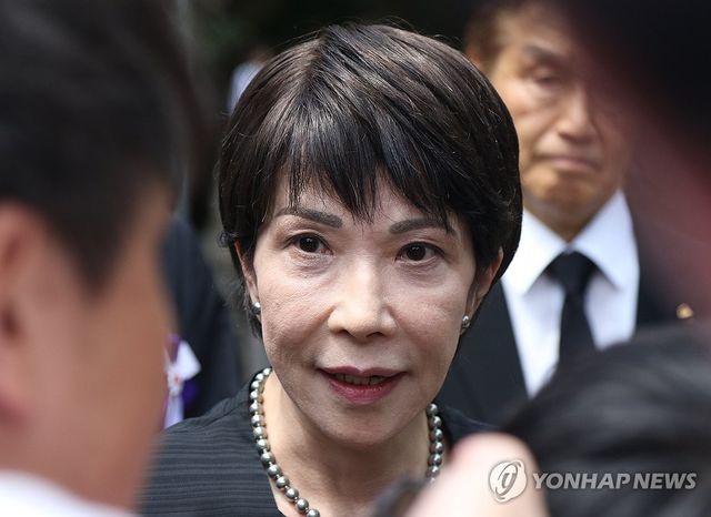 2024년 야스쿠니신사 참배한 다카이치 일본 자민당 총재