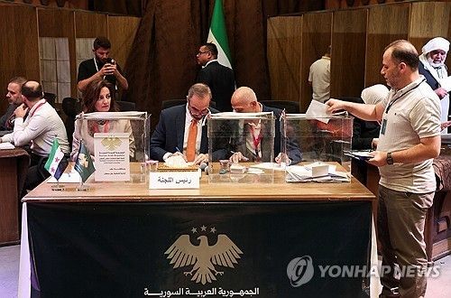 5일(현지시간) 시리아 총선 투표 현장