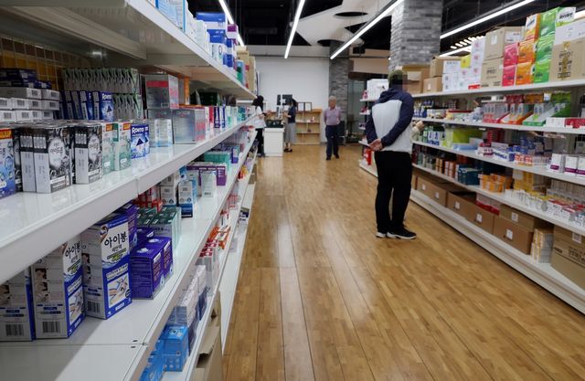 전주에도 개업한 창고형 약국