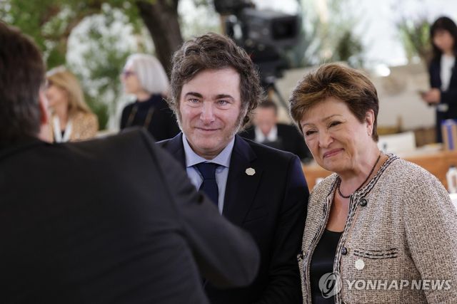 밀레이 아르헨티나 대통령과 게오르기에바 IMF 총재