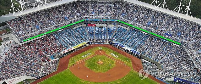 프로야구 관중 신기록…만원 이룬 '라팍'