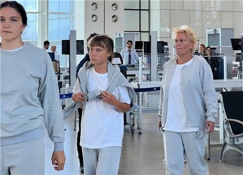 추방되는 그레타 툰베리