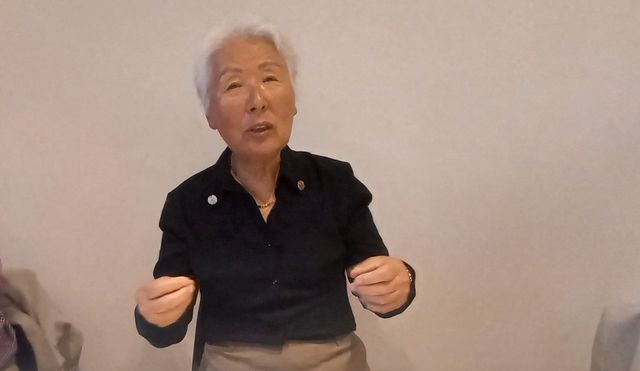 임정 역사서 '한일관계사료집' 기증한 홍영자 씨