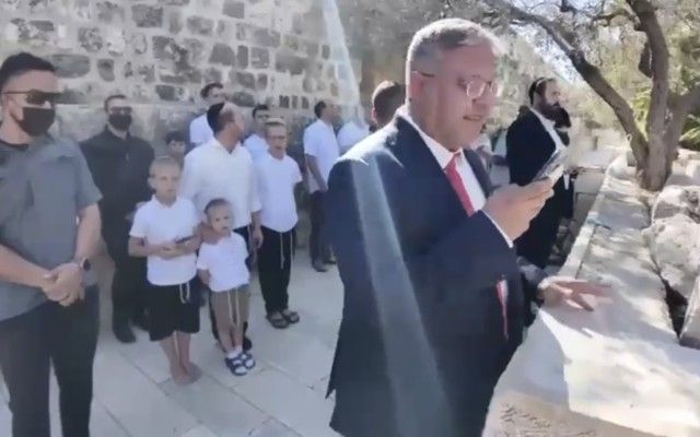 알아크사 사원 방문한 이스라엘 이타마르 벤그비르 국가안보장관