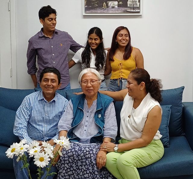 김용숙 선교사와 에콰도르에서 함께 한 교리 교사