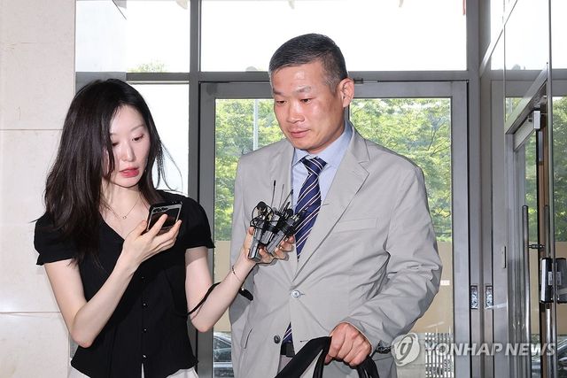 해병특검 출석하는 김동혁 전 국방부 검찰단장