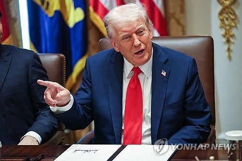 국무회의 주재하는 트럼프 대통령