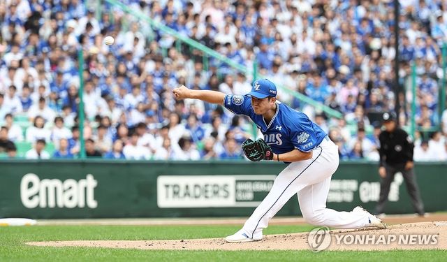 역투하는 삼성 선발 최원태